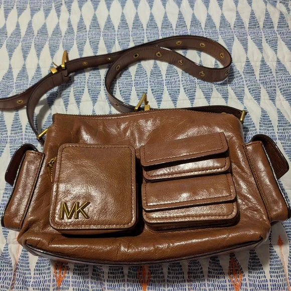 Michael Kors Medium Dakota - Picture 1 of 8